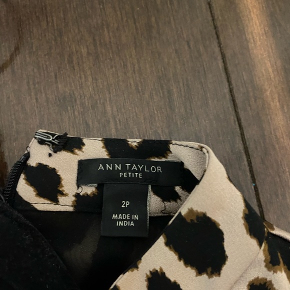 Banana Republic animal print dress - Picture 3 of 3